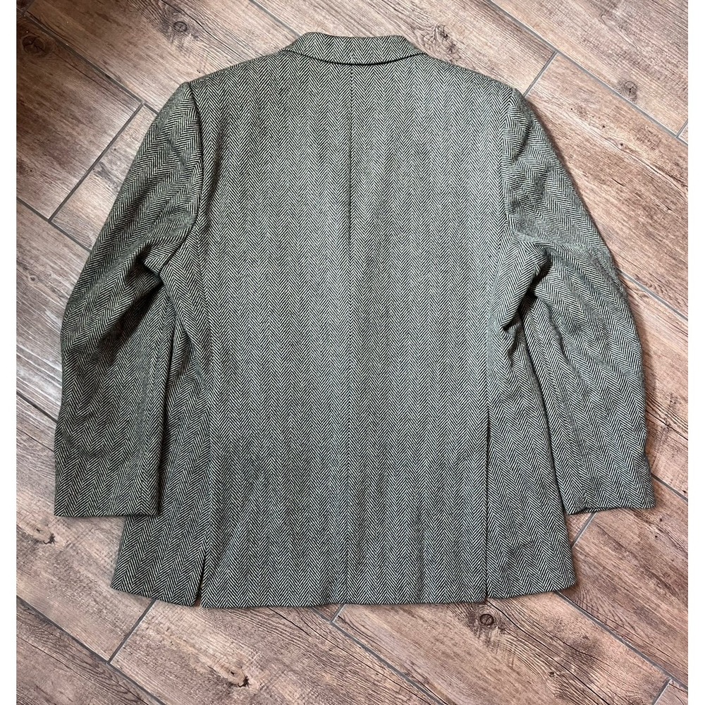 Charles Tyrwhitt Green‎ Herringbone Wool/Cashmere Blend Suit Jacket Size 44L - Picture 2 of 8